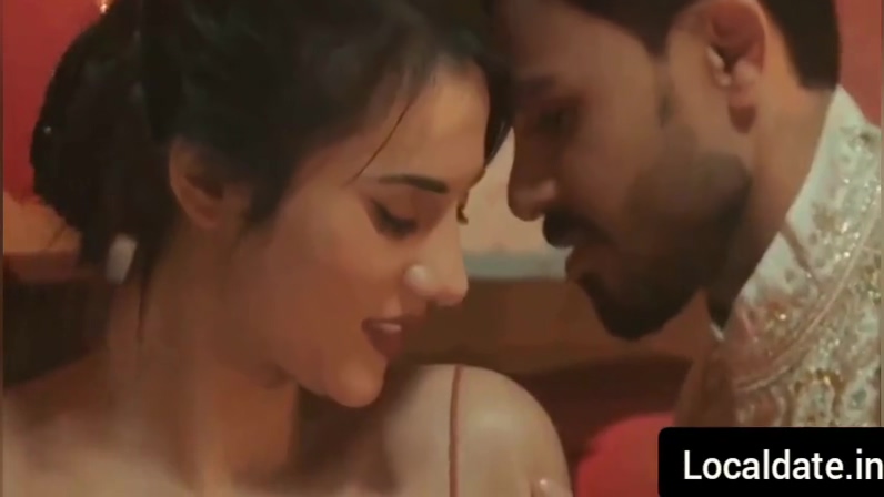 Real Suhaagrat Sex Video S - Suhagrat Ki Night Me Wife Exchange With Friend Indian Porn Video | DesiPorn